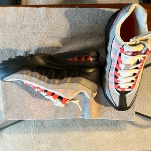 Nike, Air Max size 37 (EU) 6 (USA)l.